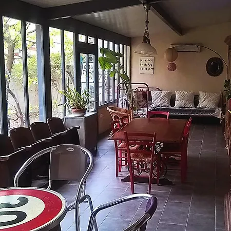 Dutournebelle Bed and breakfast Narbona