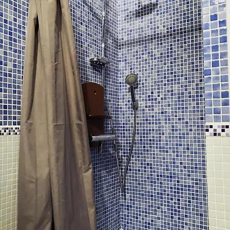 Dutournebelle Couette-café Narbonne